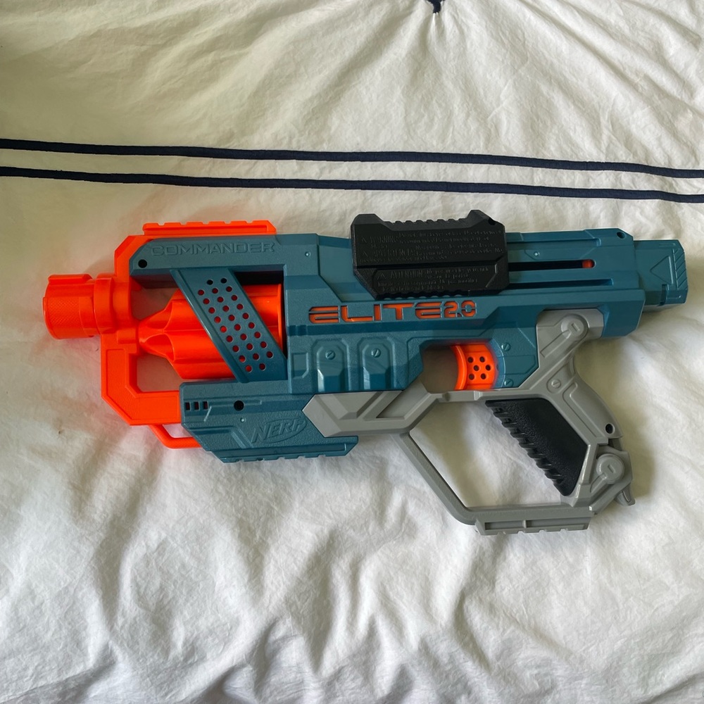 Nerf elite.